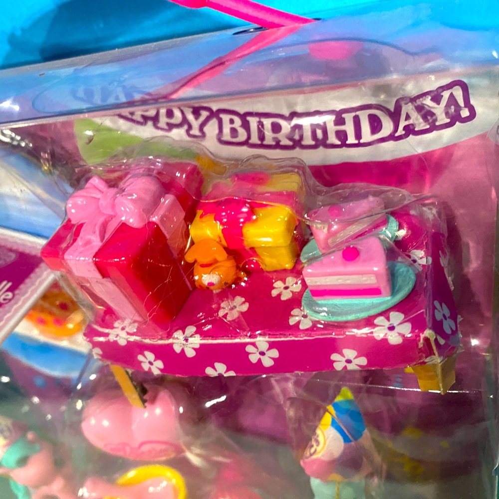 MY LITTLE PONY NWT 2006 PONYVILLE BIRTHDAY AFTERNOON RAINBOW DASH &BUNCHES-O-FUN - Picture 9 of 16